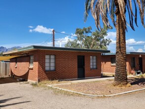 Building Photo - 2531 N Edith Blvd