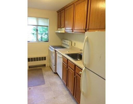 Primary Photo - 43 Thayer Rd