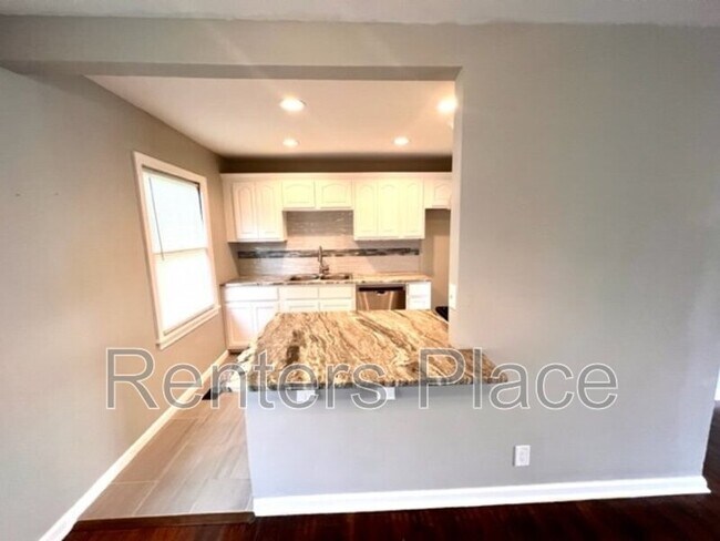 Foto del edificio - 1537 E 50th Pl