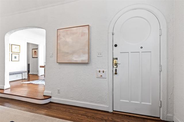 Foto del edificio - 3821 Hamilton Ave