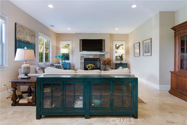 Foto del edificio - 4731 Oceanridge Dr