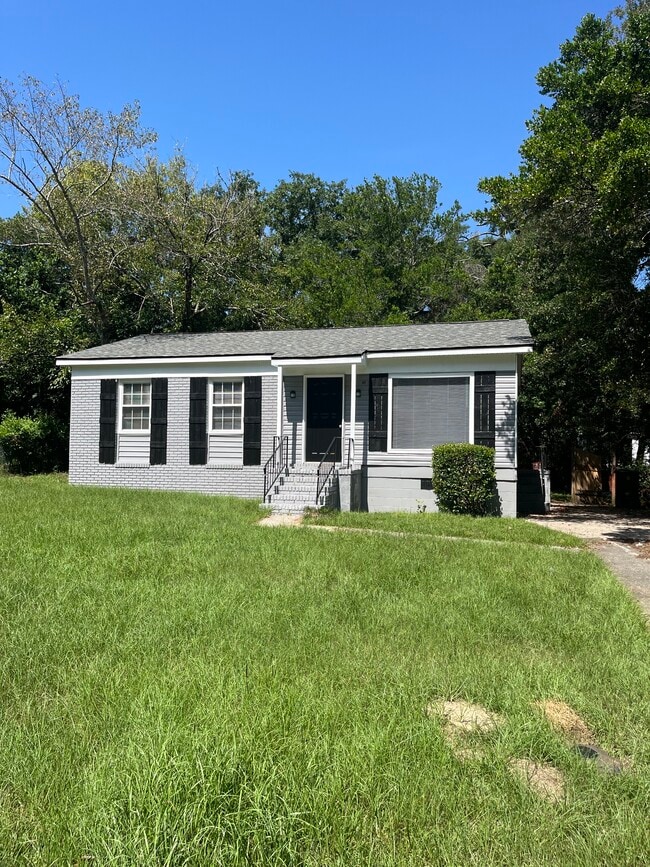 Building Photo - 3542 Windsor Cir