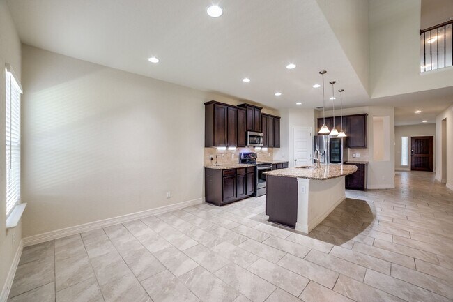 Building Photo - 2999 sq ft 4 Bedroom 3.5 Bathroom 2 Story ...