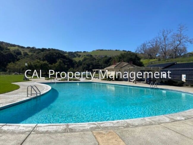 Foto del edificio - 3 Bedroom home in Gated Community of Las P...