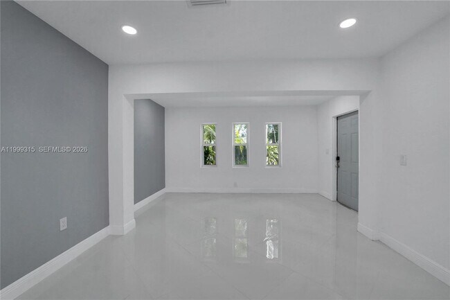 Foto del edificio - 1137 SW 8th Ave