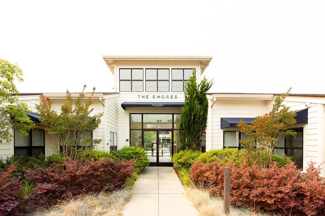 Primary Photo - Waterfront living at The Shores in Richmond