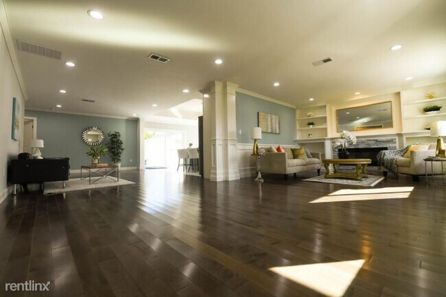 Foto del edificio - 3 br, 3 bath House - 1179 Scott Blvd