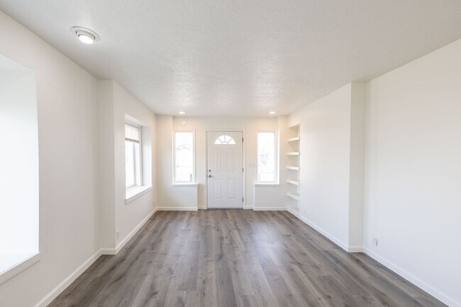 Foto del edificio - Newly Remodeled 3 Bed + Office, 1 Bath home in Rexburg