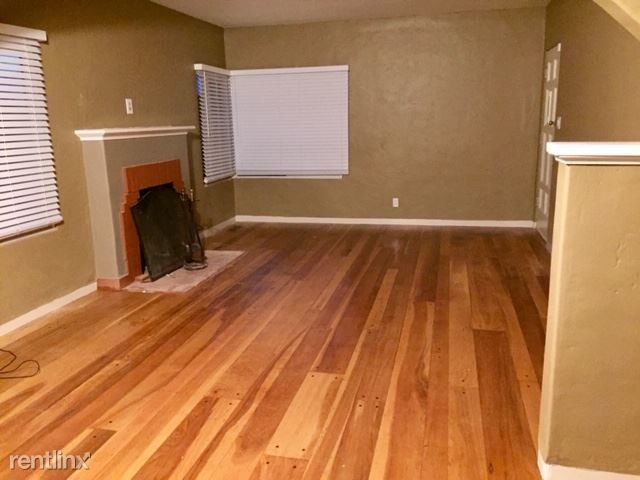 Foto del edificio - 2 br, 1 bath House - 4120 Kuhnle Avenue