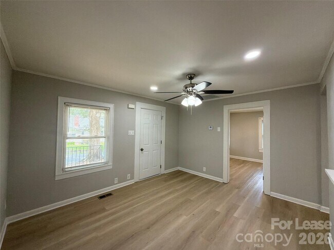 Foto del edificio - 831 Cason St