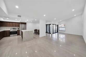 Building Photo - 13401 SW 113th Terrace