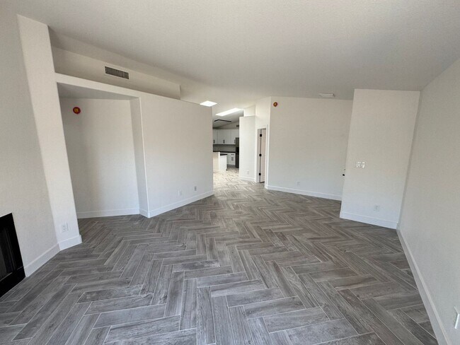 Foto del edificio - 18644 N 44th Pl