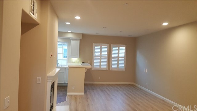 Building Photo - 1526 Valencia Ave