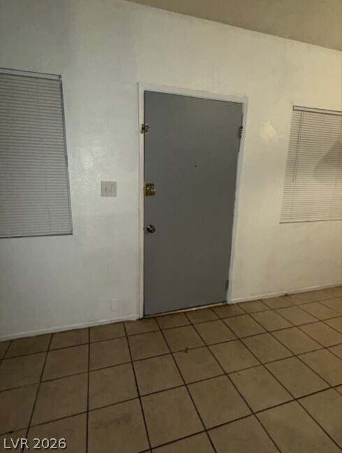 Foto del edificio - 521 N Decatur Blvd