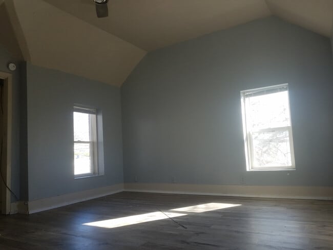 Building Photo - 628 Clark Ave