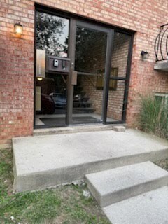 Foto del edificio - 2777 Blue Rock Rd