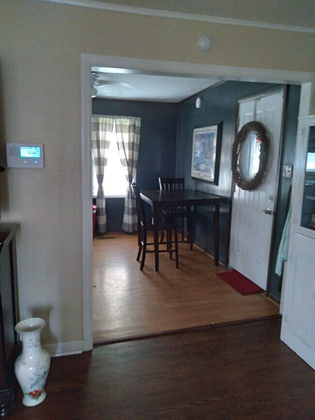 The kitchen door from carpor/ security system - 309 Watts St