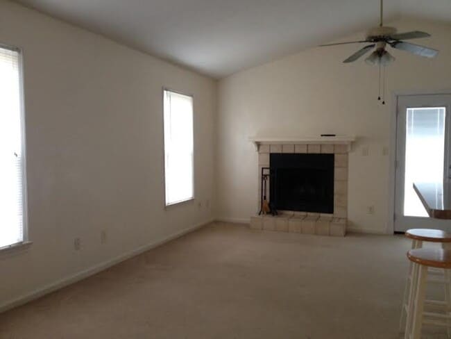 Building Photo - 4641 Stonebridge Lane