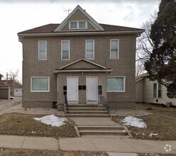 Building Photo - 619 W 12th St