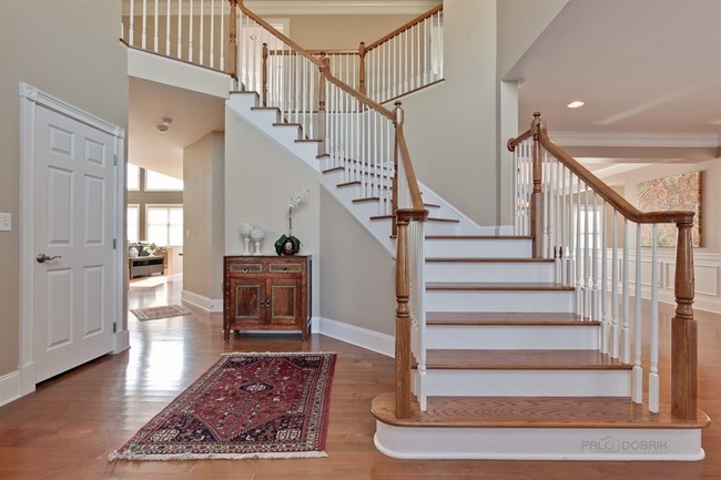 Foto del edificio - Stunning Home at Hawthorn Woods Country Club!