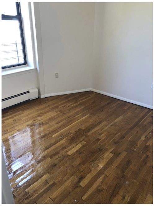 Building Photo - 279 E 92nd St