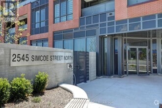Building Photo - 2545-2545 Simcoe St N