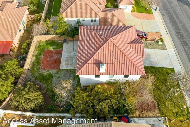 Foto del edificio - 3 br, 2.5 bath House - 15234 Washington Ave.