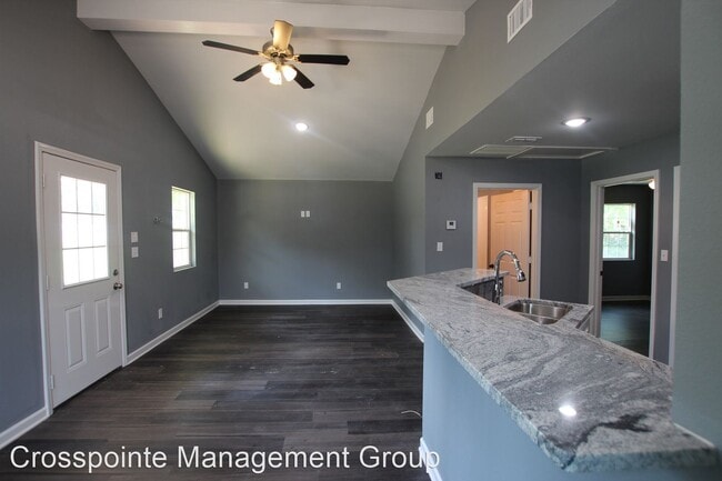 Building Photo - 2 br, 1 bath House - 10207 Spur 164