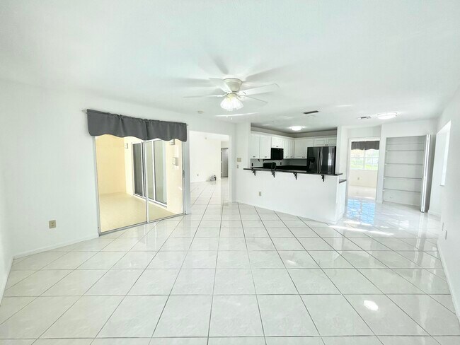 Foto del edificio - 10579 Pebble Cove Ln
