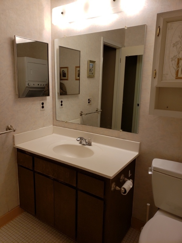 Building Photo - 27672 Echo Valley W