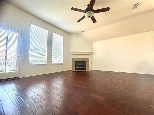 Foto del edificio - 100 Morel Dr