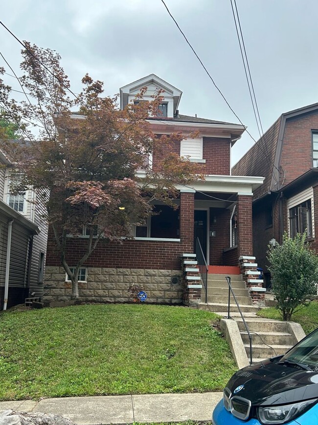 Building Photo - 3255 Ashlyn St