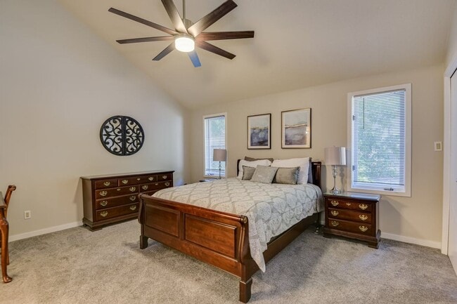 Foto del edificio - 3247 Summerchase Cir