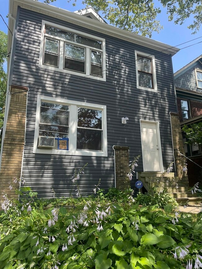Building Photo - 2921 French St