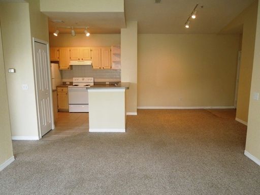 Building Photo - 2615 Maitland Crossing Way