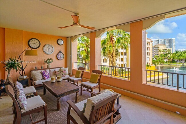 Foto del edificio - 737 Crandon Blvd