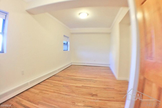 Foto del edificio - 551 4th Ave