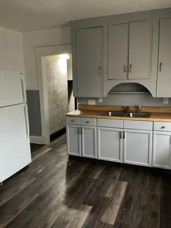 Building Photo - 13821 Othello Ave