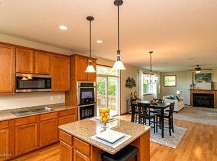 Foto del edificio - 5250 Forest Knoll Dr SE