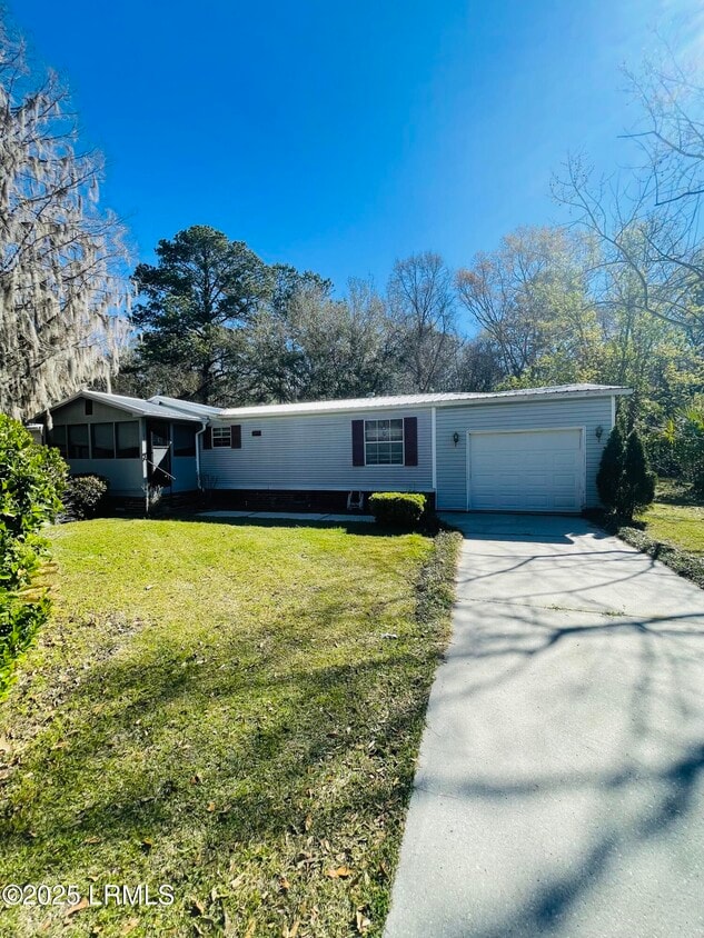 Foto principal - 153 Middlefield Cir