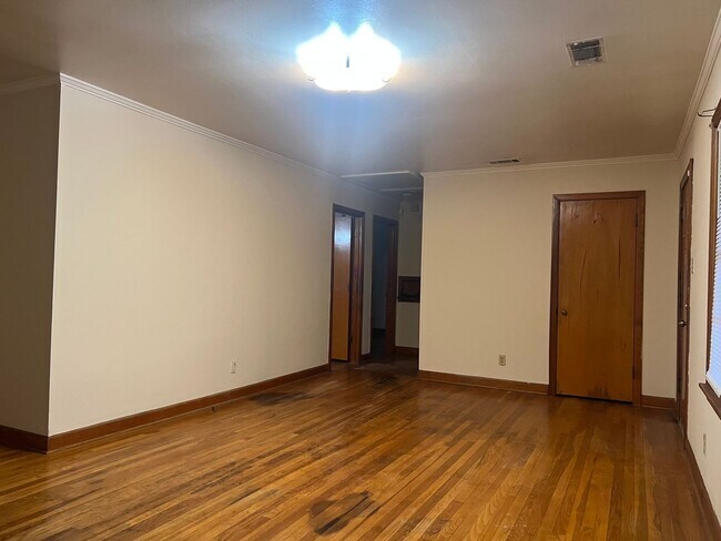 Foto del edificio - 1914 S Van Buren St., Little Rock AR 72204...