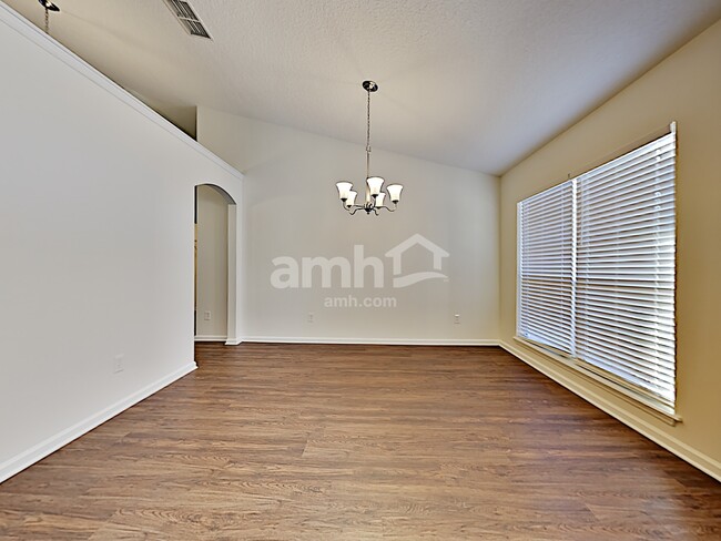 Building Photo - 656 Hampton Downs Ct