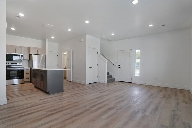 Building Photo - Valo at Bellin Townhomes