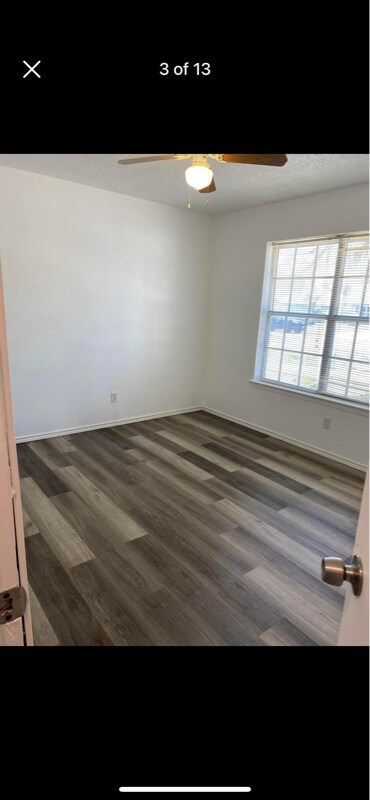 Building Photo - 1402 Rose Ave