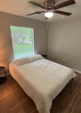 Building Photo - 9423 Fairdale Ln