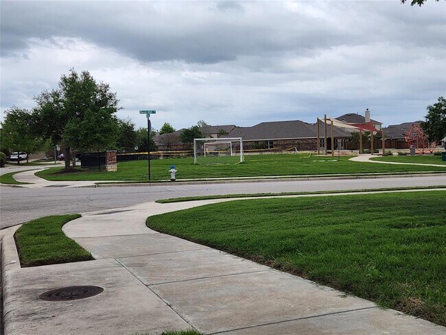 Foto del edificio - 132 Briar Park Dr