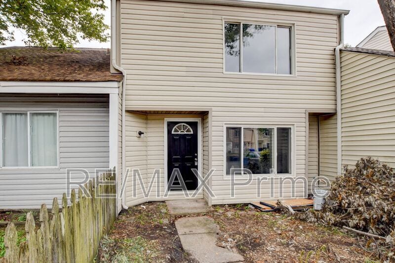 Primary Photo - 177 Thalia Trace Dr