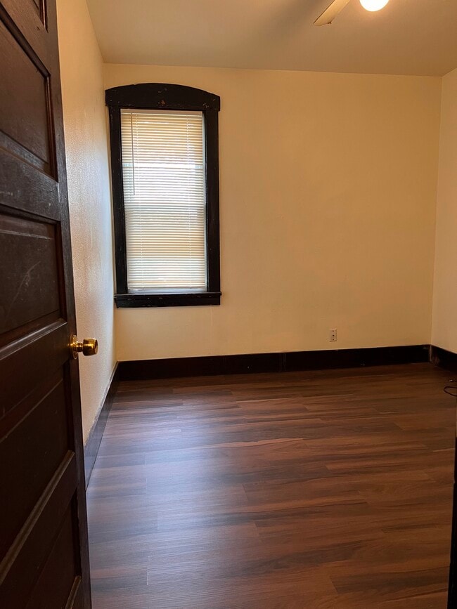 Foto del edificio - 2857 N 2nd St
