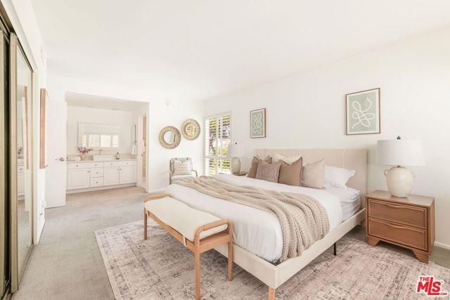 Foto del edificio - 17140 Palisades Cir