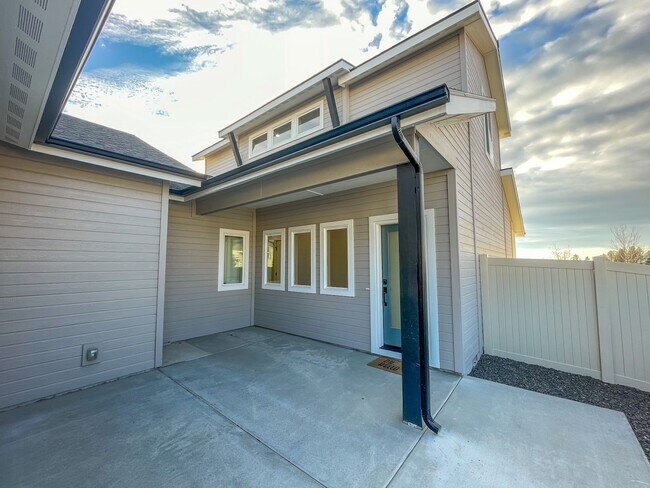 Foto del edificio - 6273 S Binky Ave